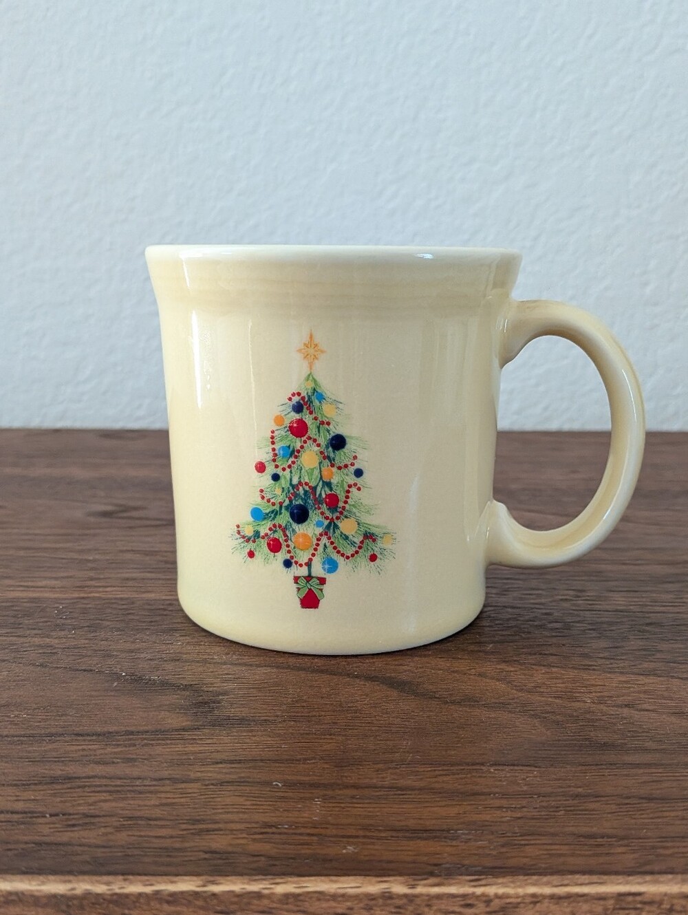 NWT Fiesta Christmas Tree Mug 12 Oz Ivory Holiday Coffee Tea Cup Homer Laughlin